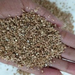 CGASPL Exfoilated Vermiculite For Gardening And Hydroponics