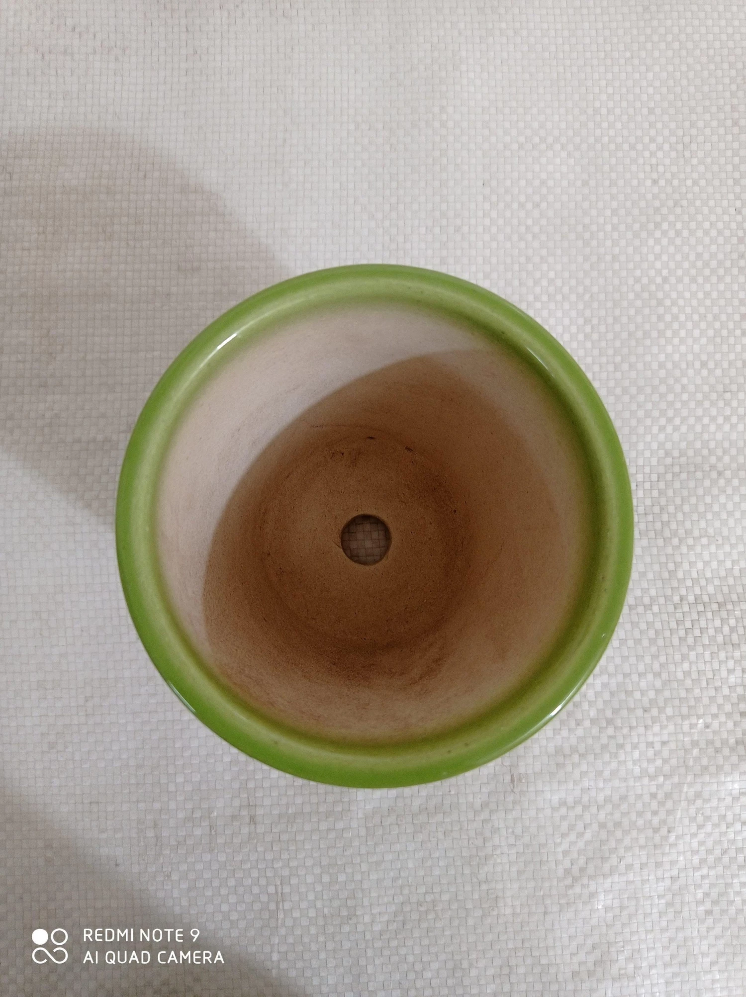 CGASPL Pot-Planters Ceramic Pot Round Parrot Green (Pack Of 3) 5 CGASPL Pot-Planters Ceramic Pot Round Parrot Green (Pack Of 3)