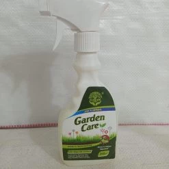 CGASPL Garden Care Spray, 250 Ml Herbal Product Kills Bugs On Contact Pots By Size
