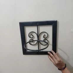 CGASPL Pot-Planters Single Pot Wall Stand (Set Of 4)