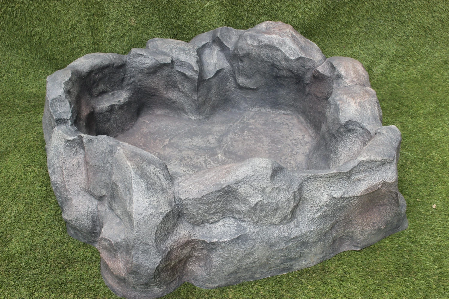 CGASPL Pot-Planters Round Pond 3 CGASPL Pot-Planters Round Pond