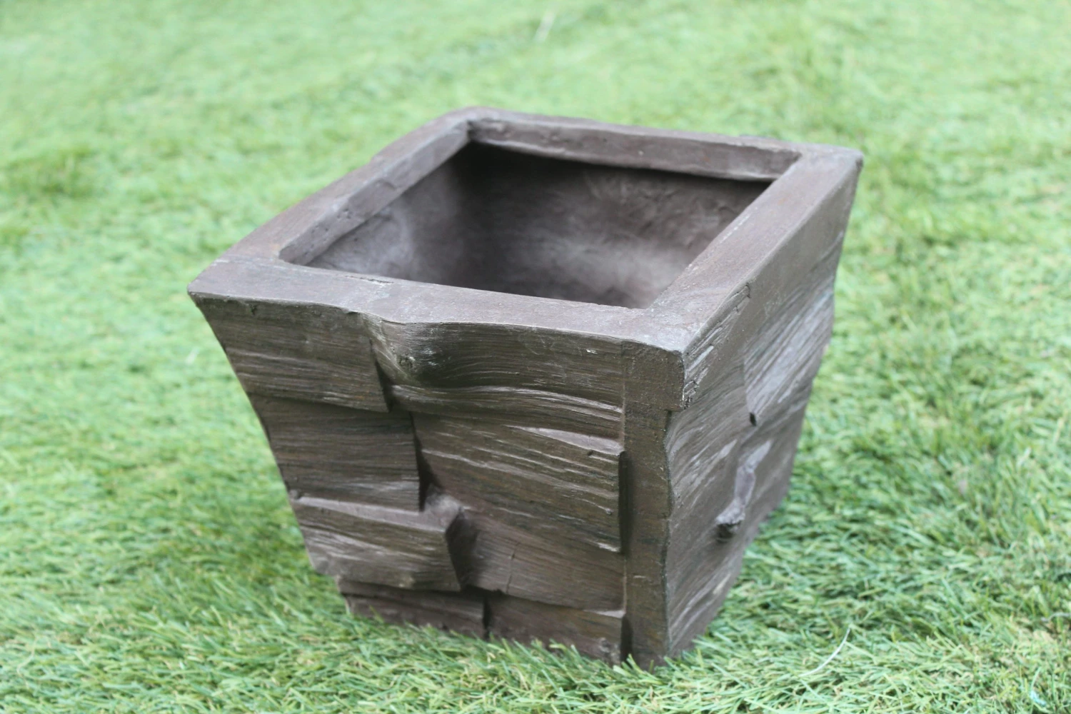 CGASPL Wood Point Fiber Planter 3 CGASPL Wood Point Fiber Planter